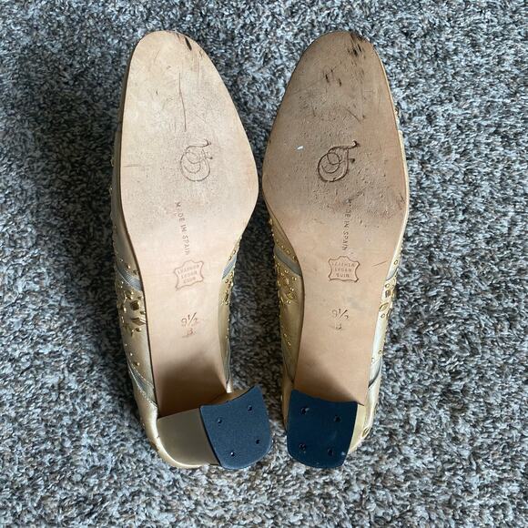 Vintage Fantasy Collection gold studded mesh mule heels - Picture 9 of 9